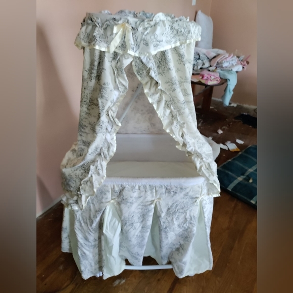 Bassinet baby bath wipe warmer